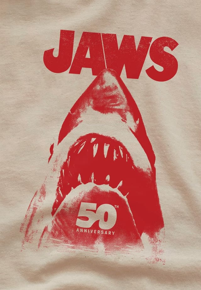 Universal Universal Men's Jaws Red Shark Poster T-Shirt, Sand in Light Sand - 3