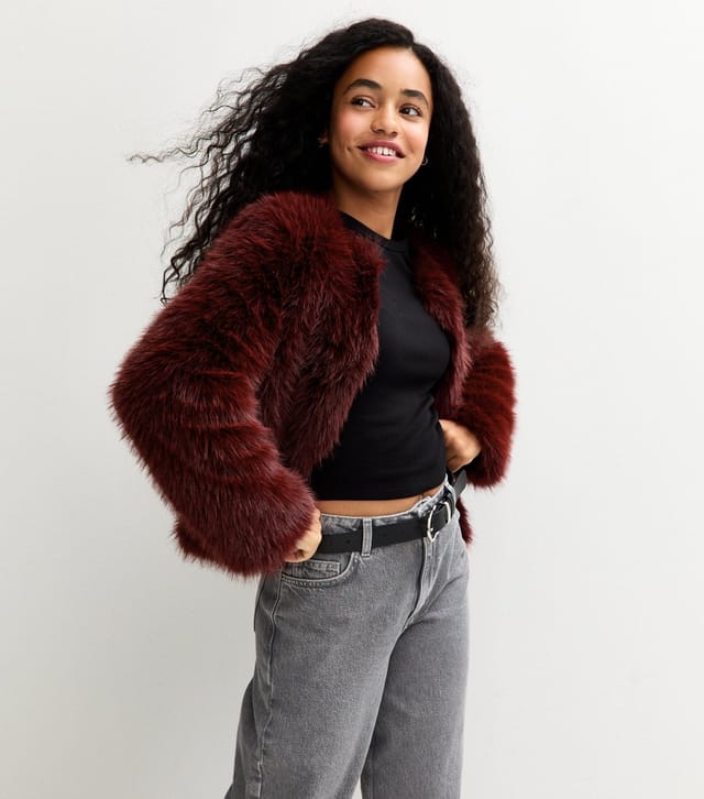 New Look Girls' Burgundy Faux Fur coat New Look - 2