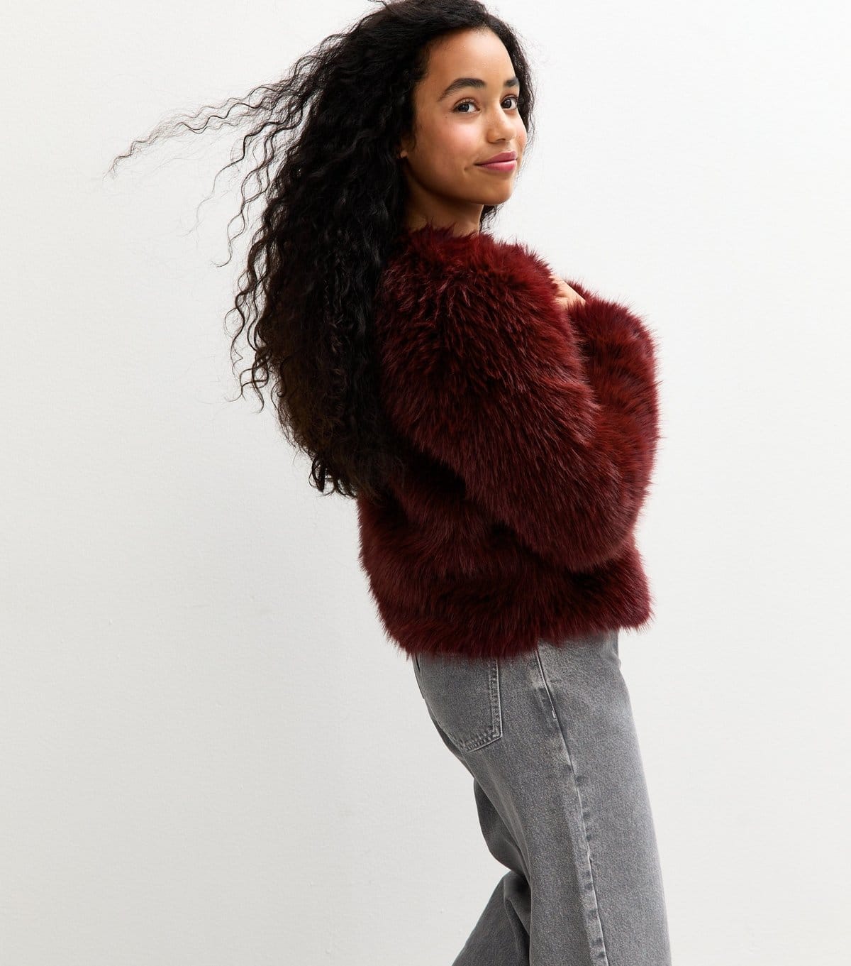 New Look Girls' Burgundy Faux Fur coat New Look - 4