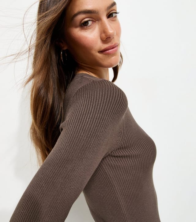 New Look Women's Petite Dark Mink Ribbed Lightweight Crew Neck Jumper New Look - 2
