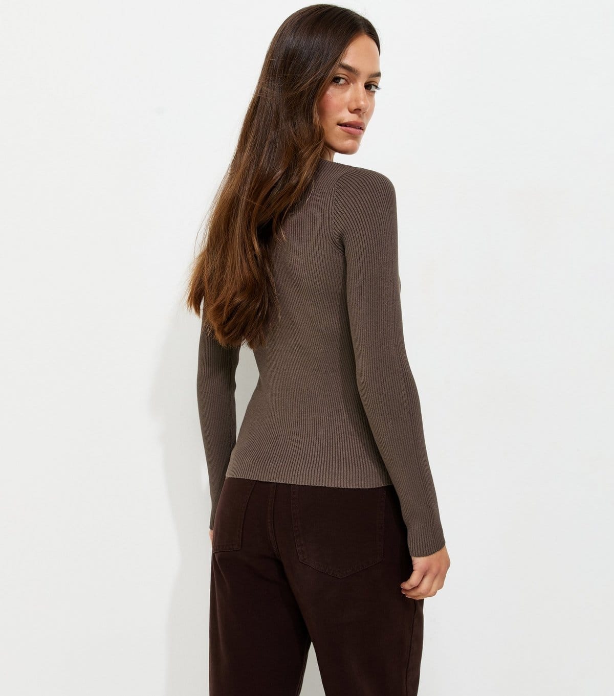 New Look Women's Petite Dark Mink Ribbed Lightweight Crew Neck Jumper New Look - 4