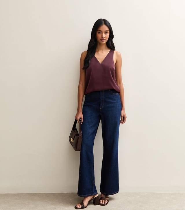 New Look Women's Dark Burgundy Satin V-Neck Top New Look - 3