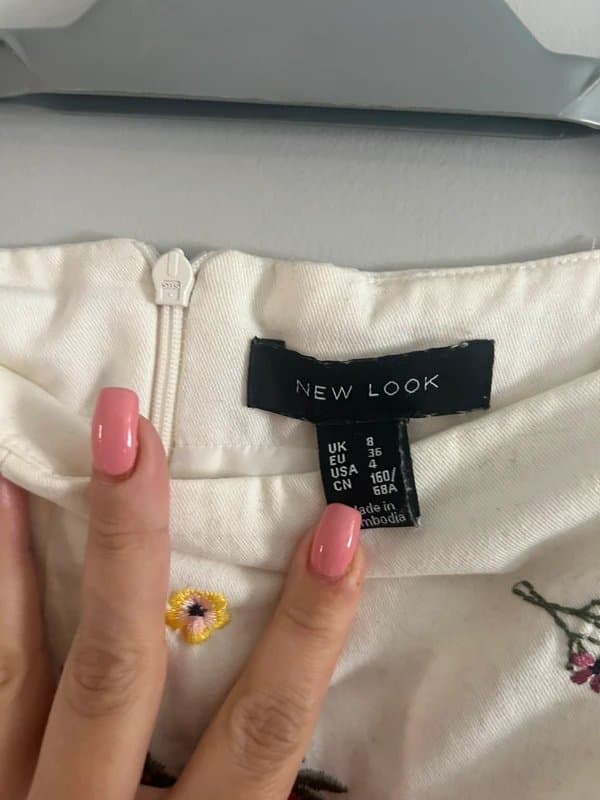 New Look Pretty embroidered mini a line skirt