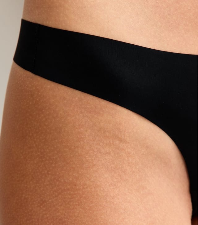 New Look Women's Black Free Cut No VPL Thong New Look - 2