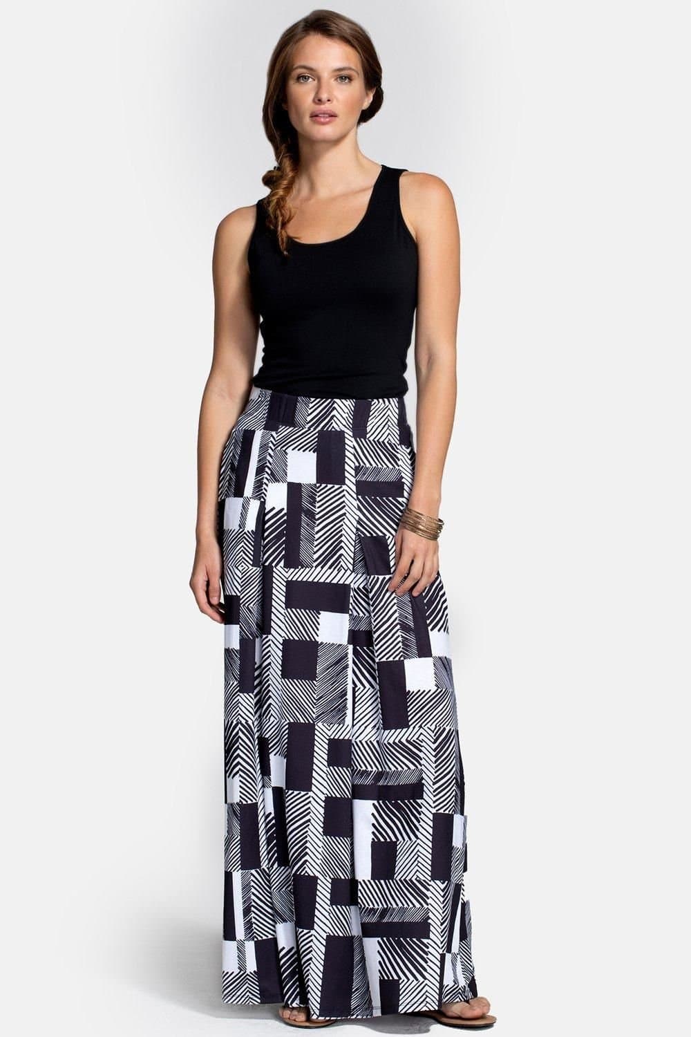 Hot Squash Hot Squash Women's Box Pleat Maxi Skirt in Black
