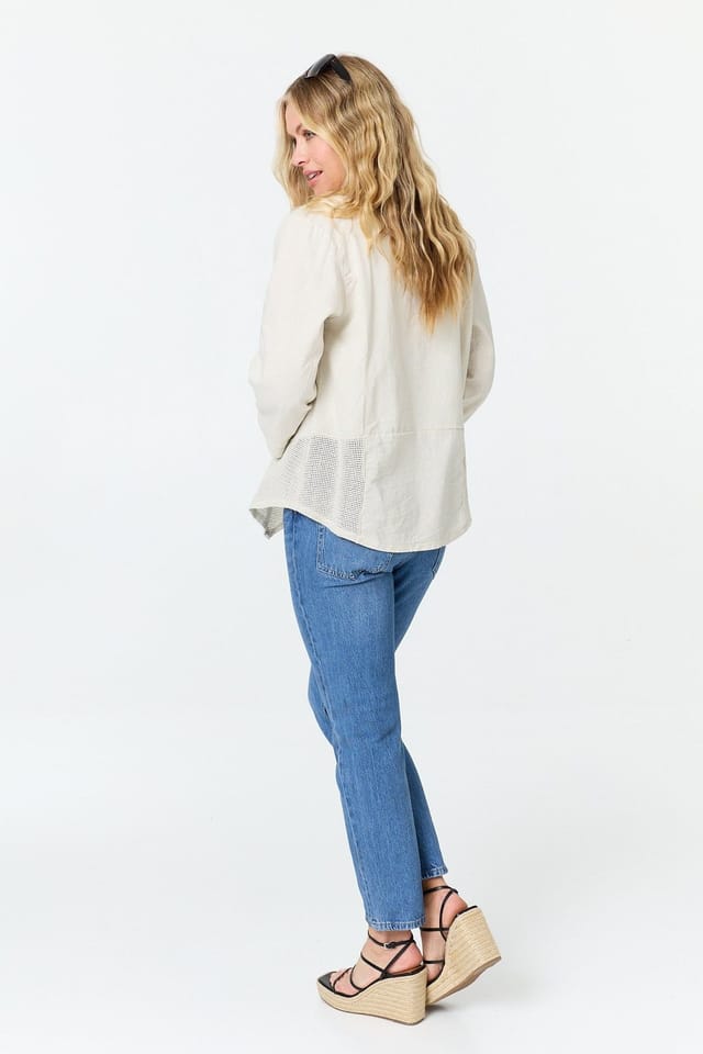 Izabel London Izabel London Women's 3/4 Sleeve Relaxed Waterfall Cardigan in Beige - 3