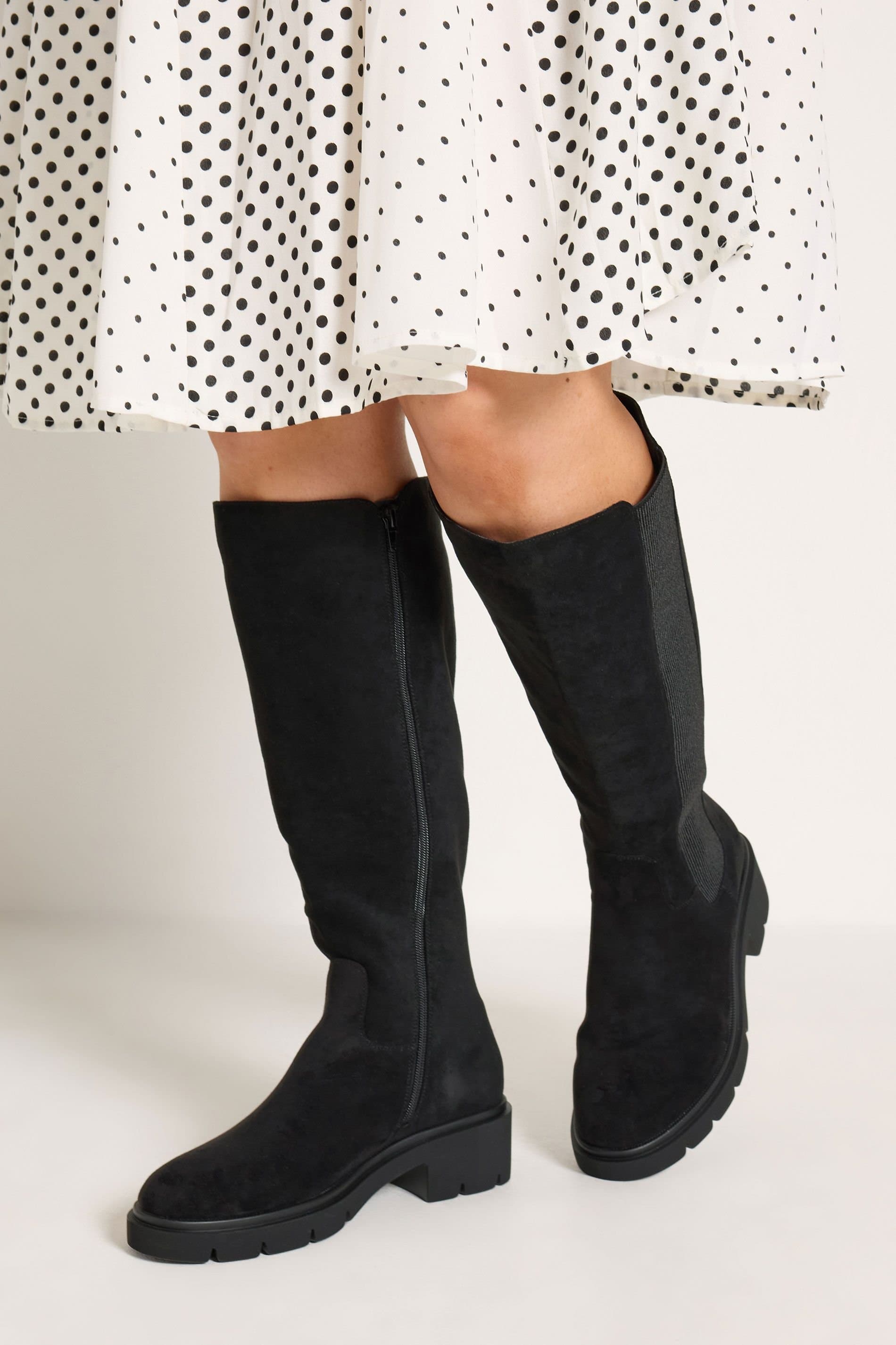 Yours Yours Women's Knee High Cleated Chelsea Boots In Wide E & Extra Wide EEE Fit in Black