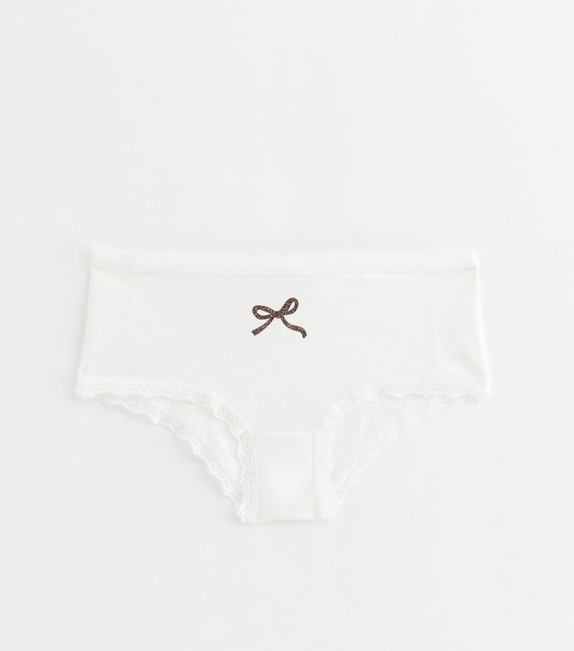 New Look Girls' Cotton Rich White Bow Print Lace Trim Short Briefs New Look - 1