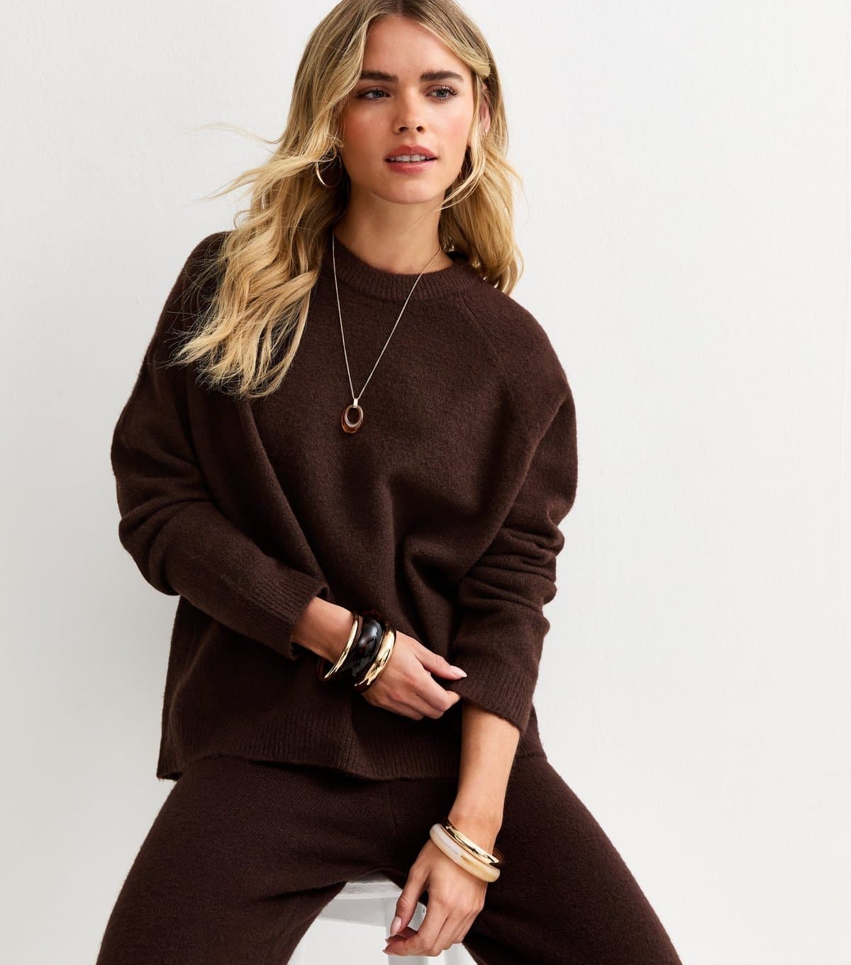 New Look Women's Petite Dark Brown Raglan Oversized Knit Jumper New Look