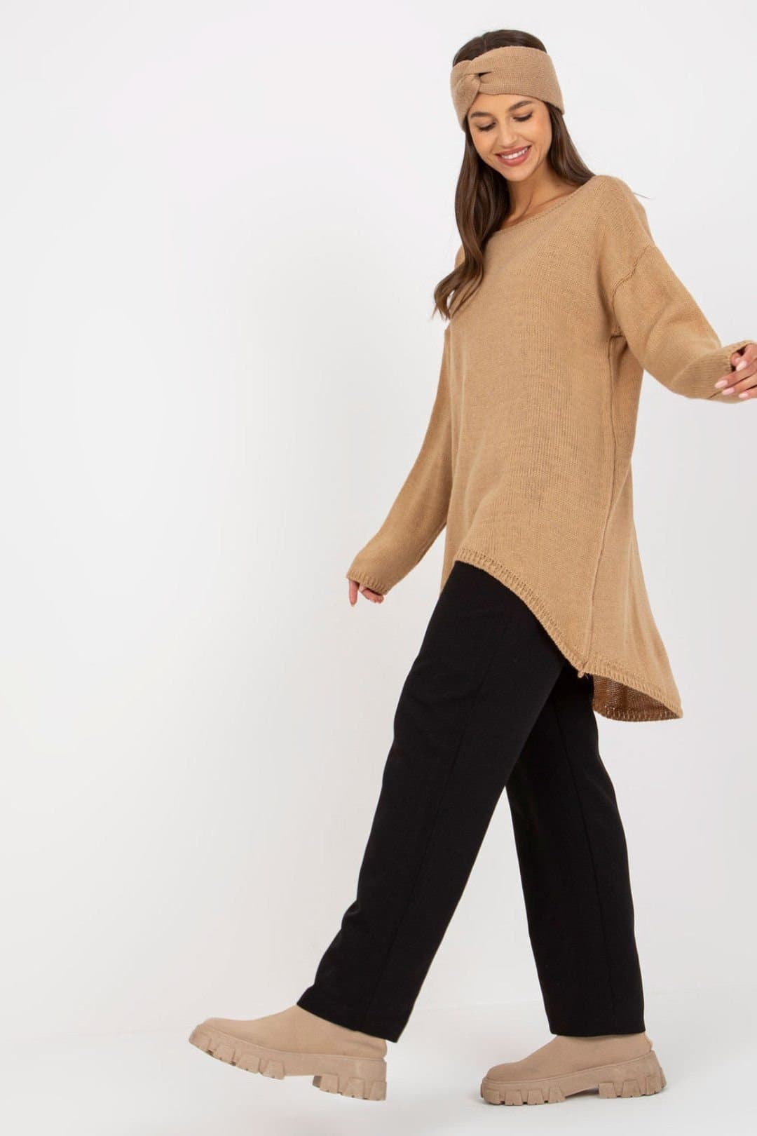 Love Lace Love Lace Camel Loose Fit Boat Neck Sweater