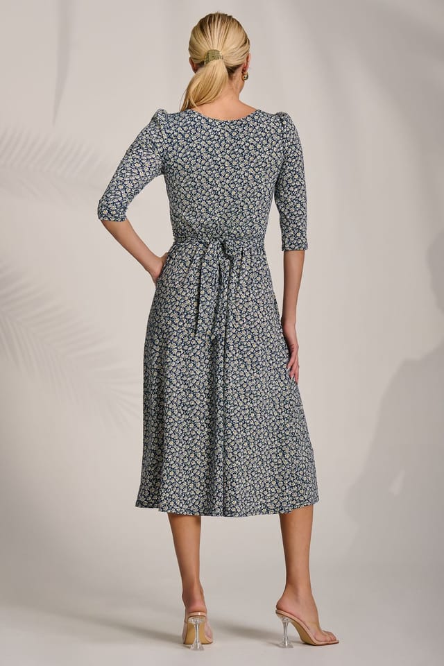 Jolie Moi Jolie Moi Women's Sleeve Printed Jersey Midi Dress in Dark Navy - 2