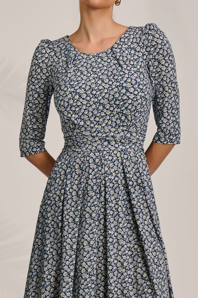 Jolie Moi Jolie Moi Women's Sleeve Printed Jersey Midi Dress in Dark Navy - 3