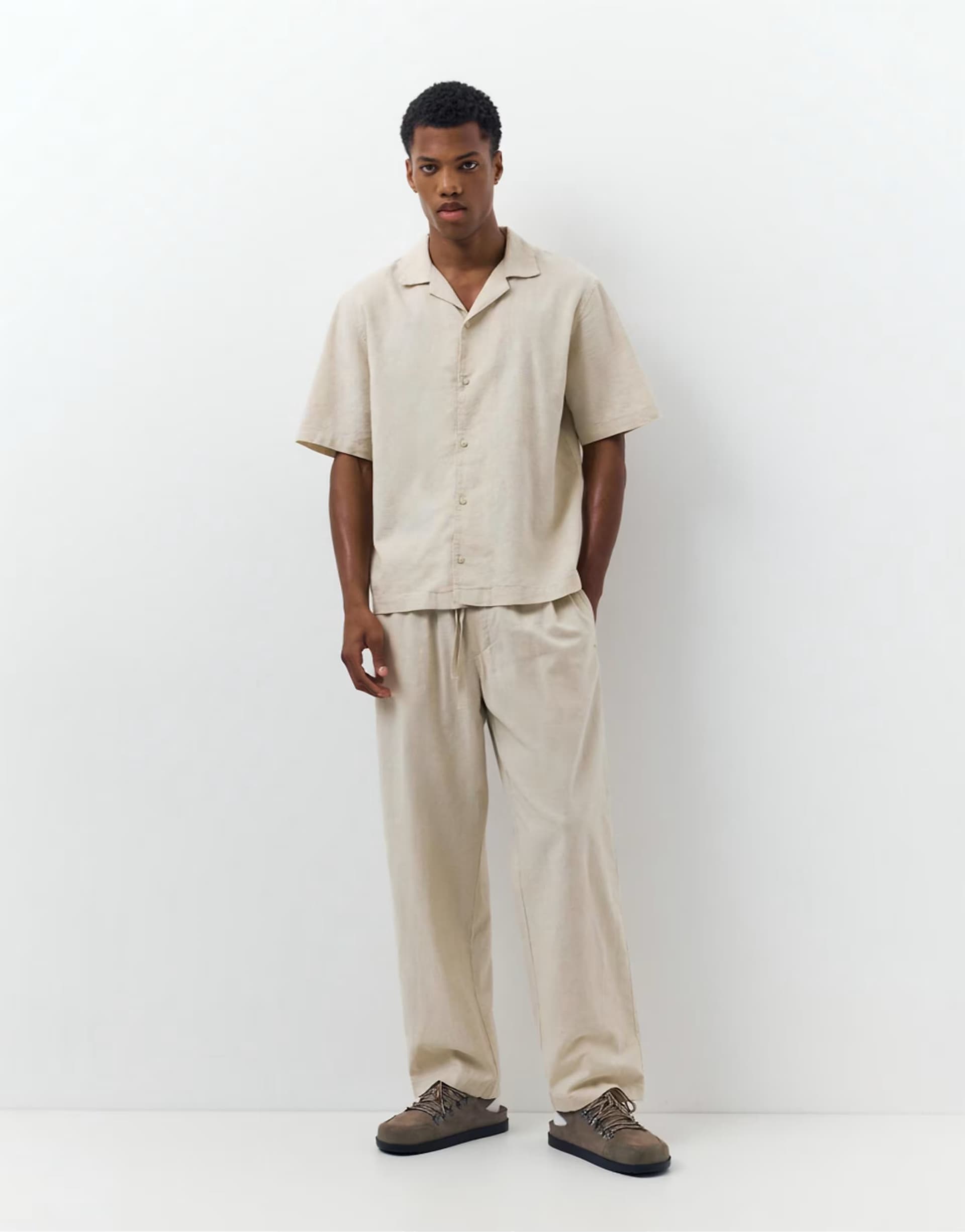ASOS Pull&Bear linen blend jogger trousers in beige