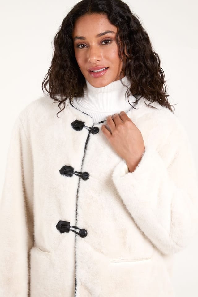 Blue Vanilla Blue Vanilla Women's Collarless Toggle Detail Fur Jacket in Cream - 3
