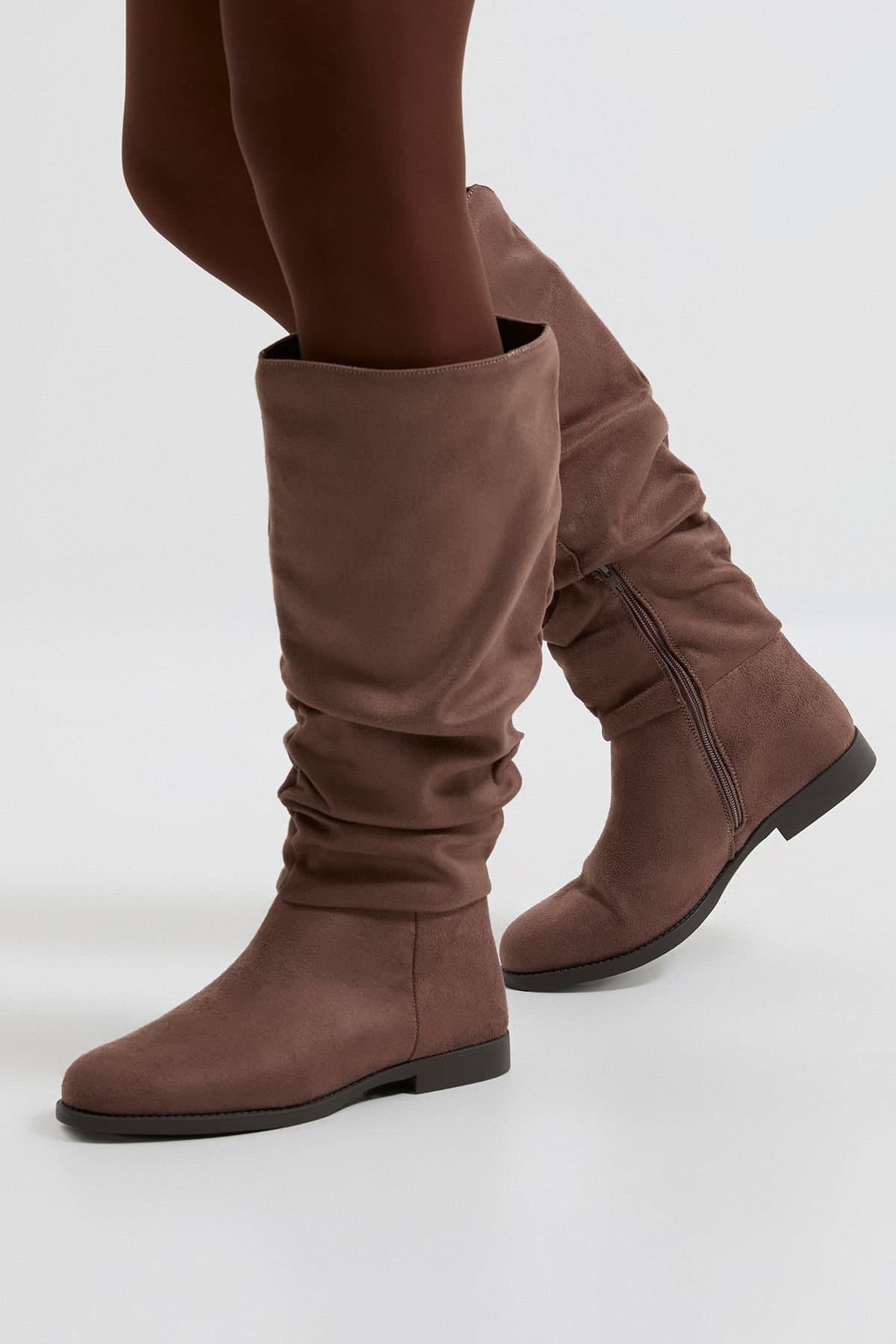 Dorothy Perkins Dorothy Perkins Women's Karina Faux Suede Flat Knee High Ruched Boots in Taupe
