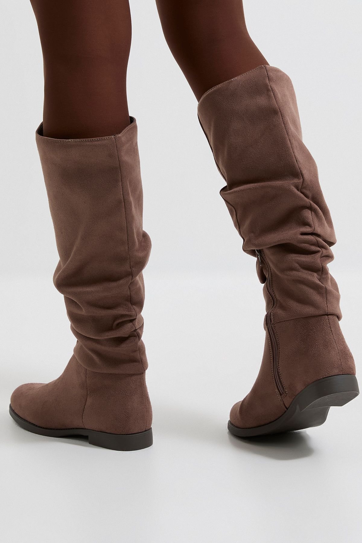 Dorothy Perkins Dorothy Perkins Women's Karina Faux Suede Flat Knee High Ruched Boots in Taupe - 4