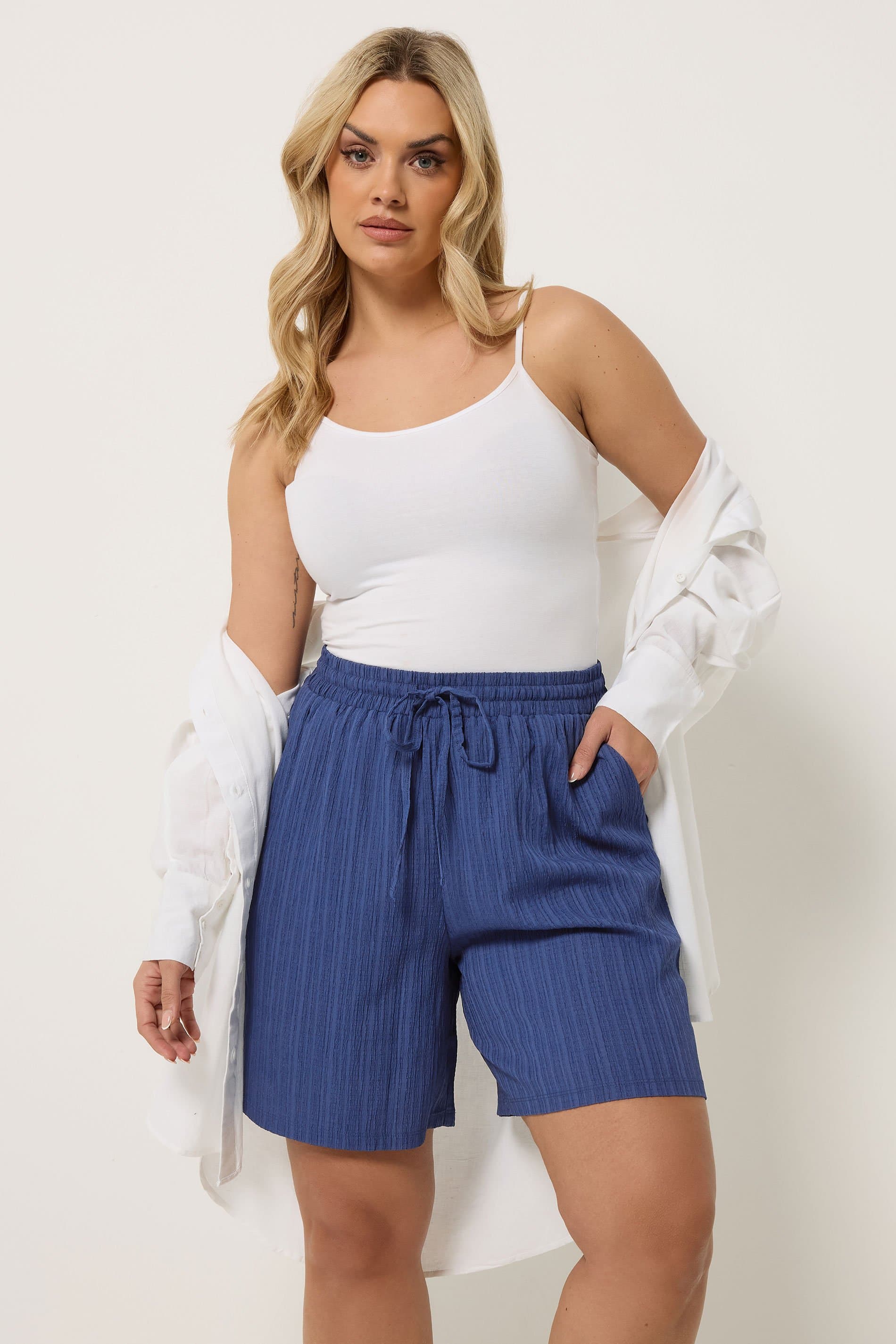 Yours Plus Size Denim Blue Textured Woven Shorts