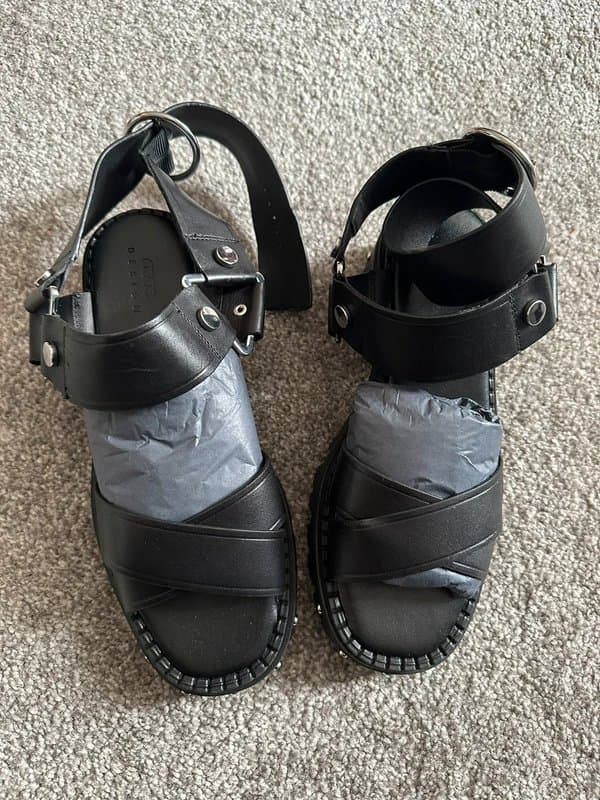 ASOS Design ASOS Design Fisher leather chunky sandal in black