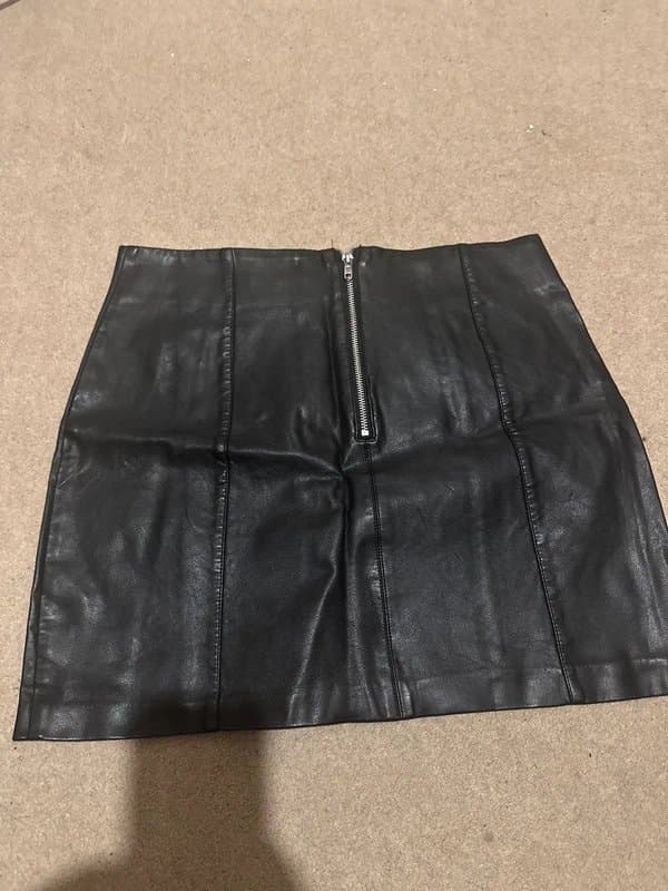 New Look Faux leather mini skirt