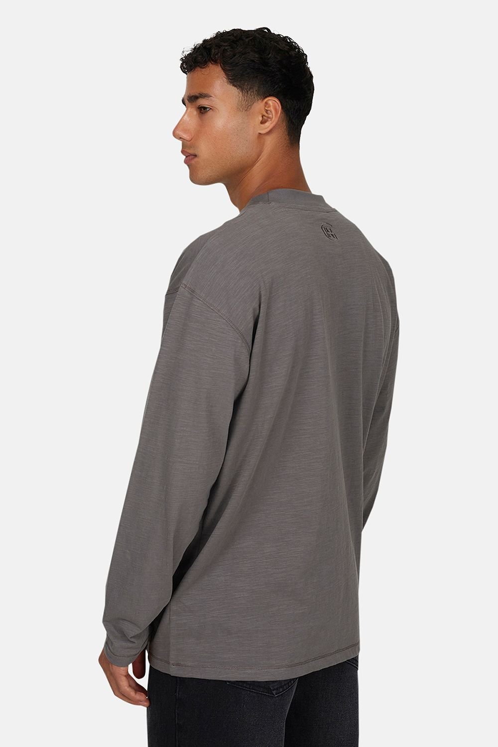 Good For Nothing Good For Nothing Men's Relaxed Long Sleeve T-Shirt in Dark Grey - 2