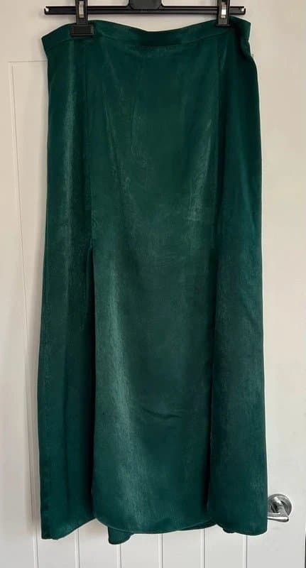 Topshop Peacock green light-weight satin, slit long summer skirt, TopShop, size 14. size M