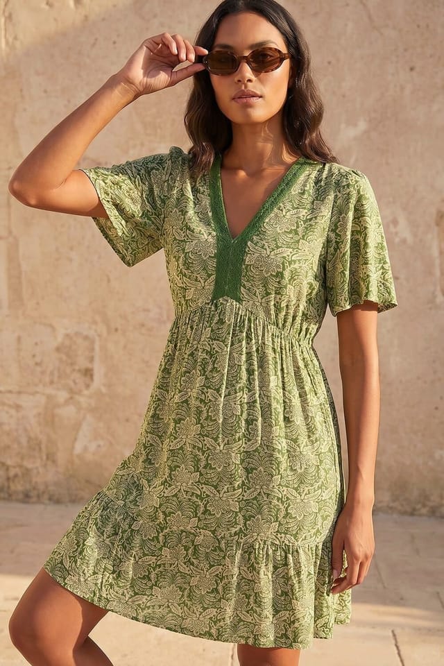 Dusk Dusk Women's Abstract Lace Trim Dress in Green - 2