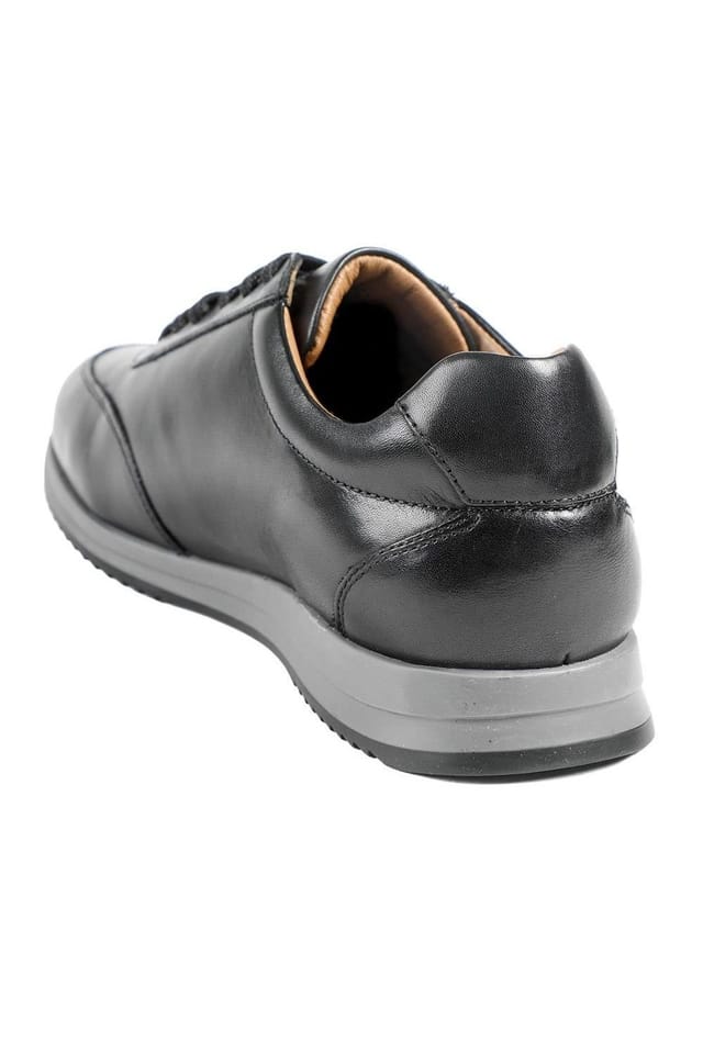 Jones Bootmaker Jones Bootmaker Men's Southend2 Leather Trainers in Black - 3