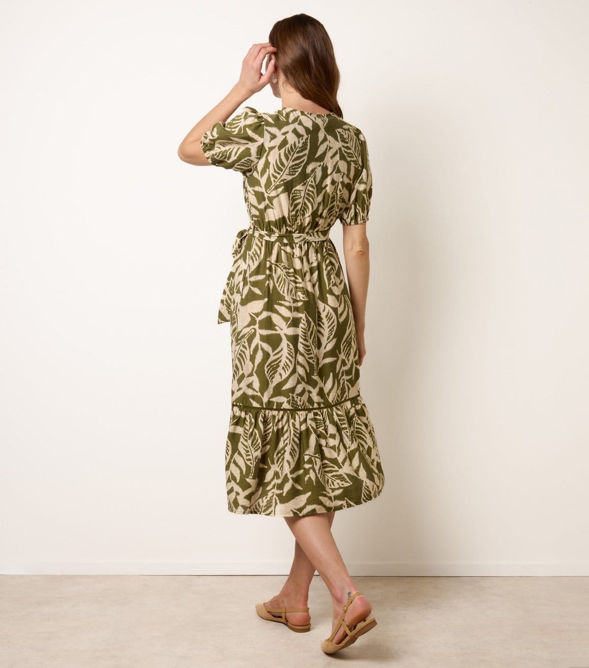 Blue Vanilla Women's Dark Khaki Leaf Print Button Detail Midi Dress Blue Vanilla New Look - 4