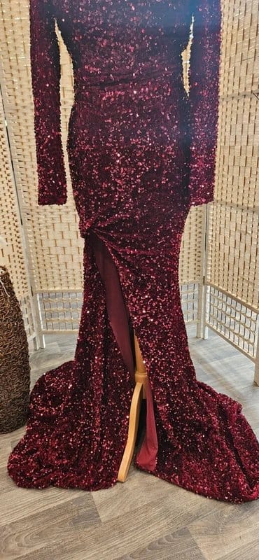 Portia & Scarlett Burgundy Sequin Evening Gown Size 4 RRP £550