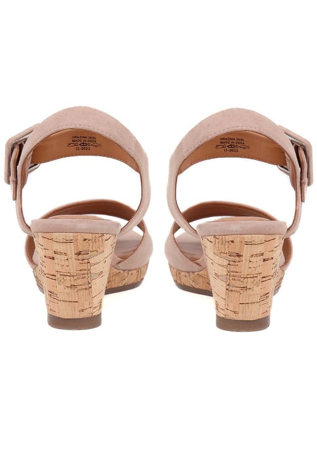 Jones Bootmaker Jones Bootmaker Women's Grazina Leather Wedges in Beige - 3