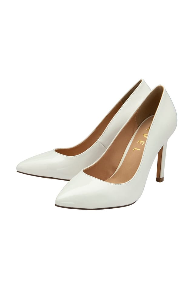 Ravel Ravel Women's 'Edson' Pointed-Toe Court Shoes in White - 2
