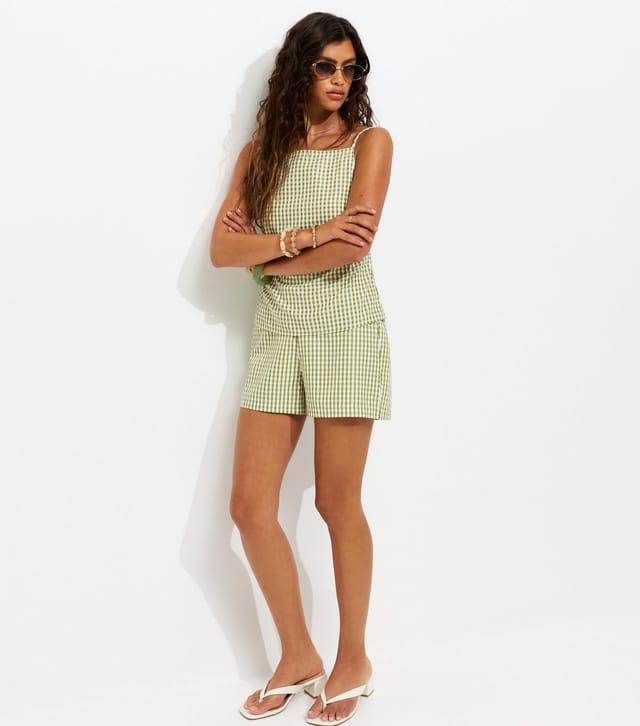 New Look Women's Green Gingham Print Shorts New Look - 2