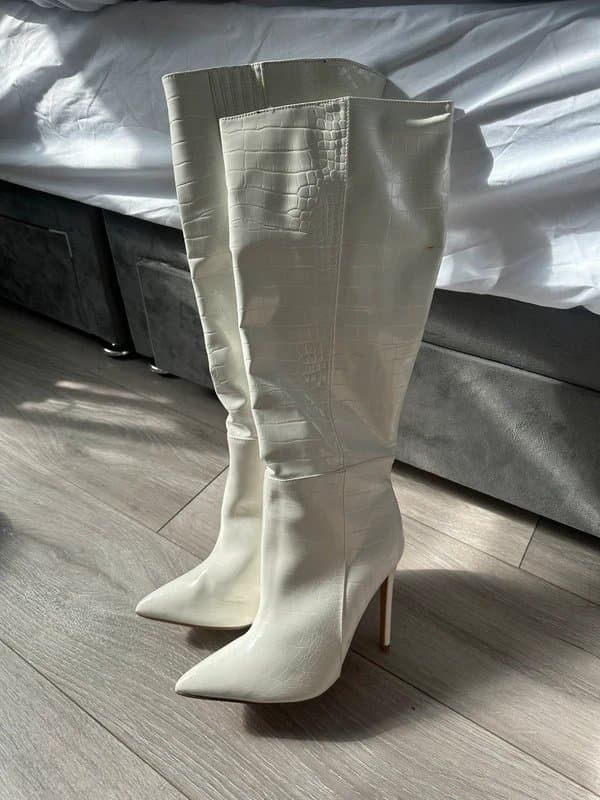 ASOS ASOS White boots