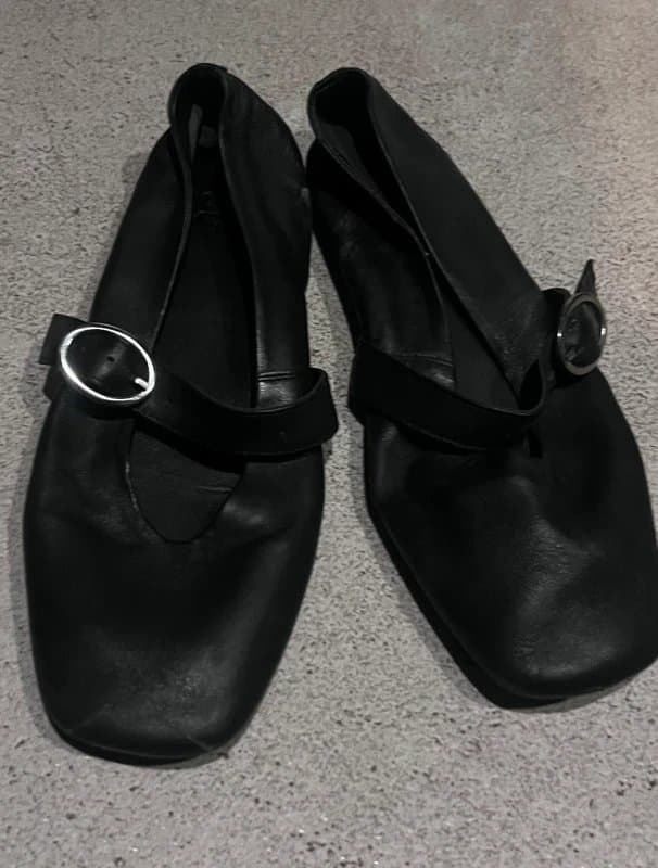 ASOS Asos leather flat shoe size 5