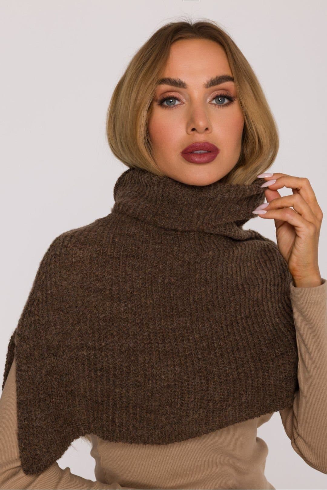 Love Lace Love Lace Brown Wool/Polyester Infinity Scarf with High Collar