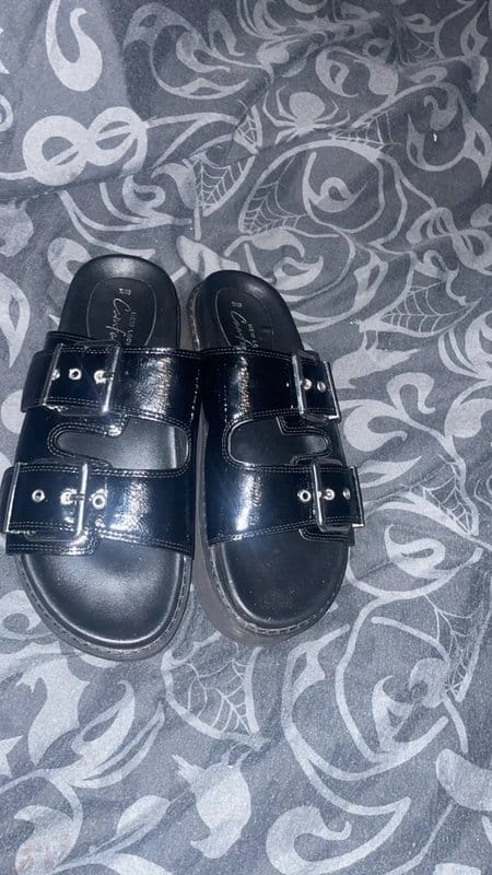 New Look Black Buckled Strap Faux Leather Sandals - 1