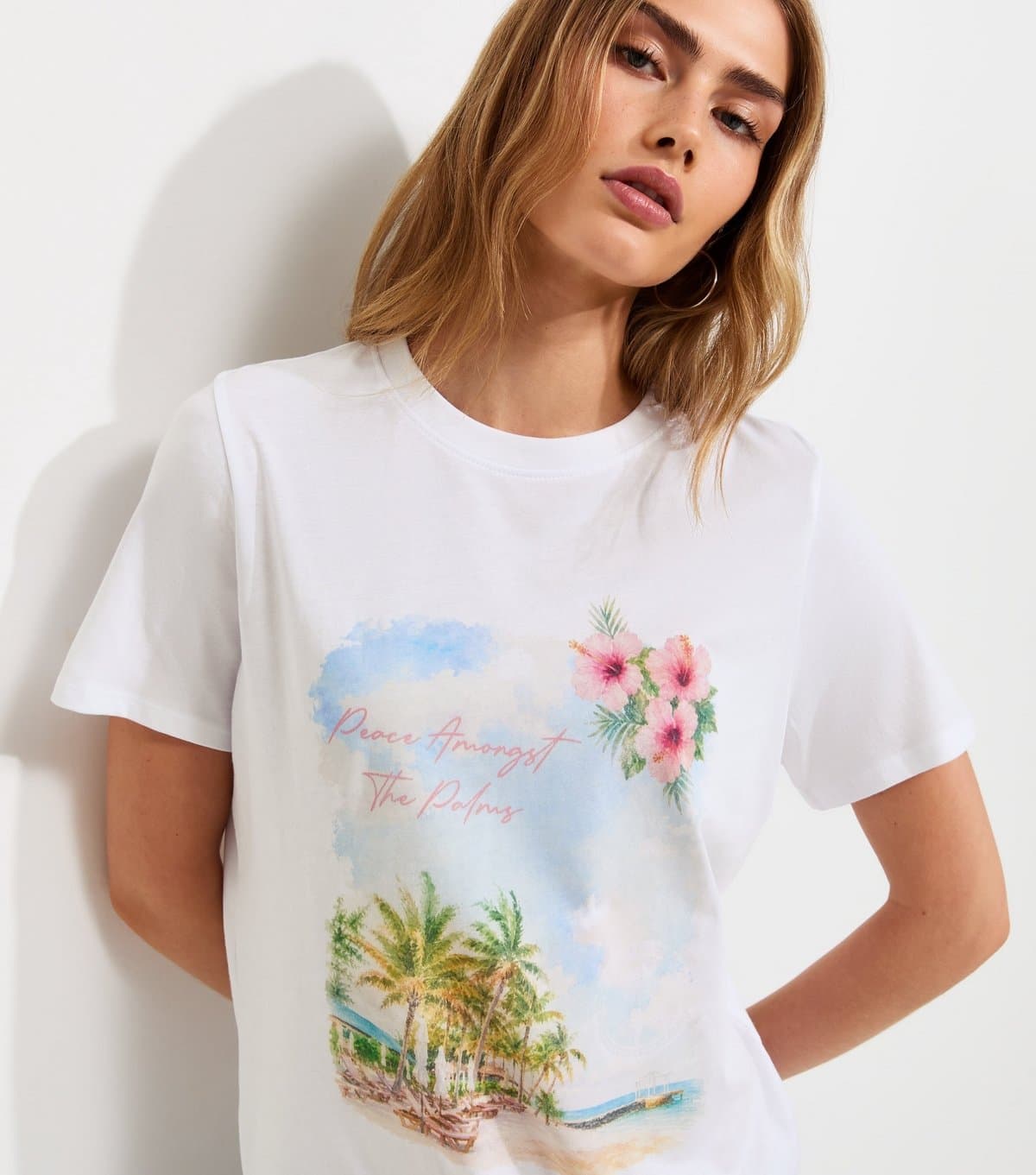 New Look Women's White Cotton Palm Tree Print Relaxed T-Shirt New Look