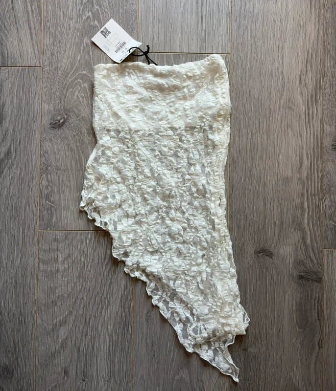 Bershka Bershka cream asymmetric lace bandeau top NWT (read description)