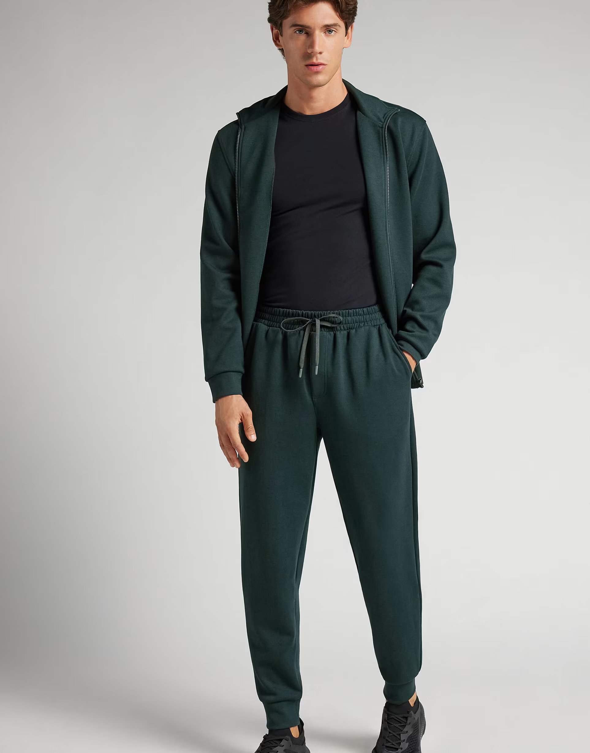ASOS Intimissimi Technical trousers in dark green - 1