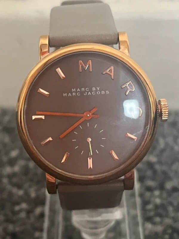 Marc Jacobs Marc Jacobs Women's Baker Grey Leather Watch (Model MBM1266)