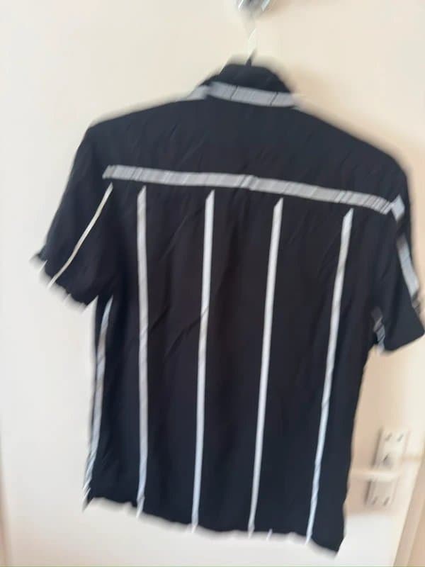Bershka Bershka Black striped shirt