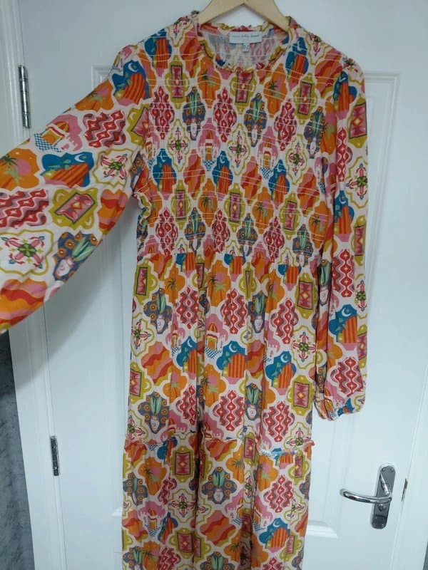 Never Fully Dressed Fabulous Never Fully Dressed Size 16 midi dress!