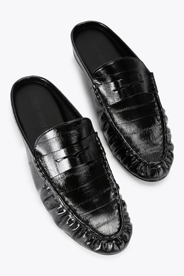 Steve Madden STEVE MADDEN Women's 'Rafe Black' Flats in Black - 2