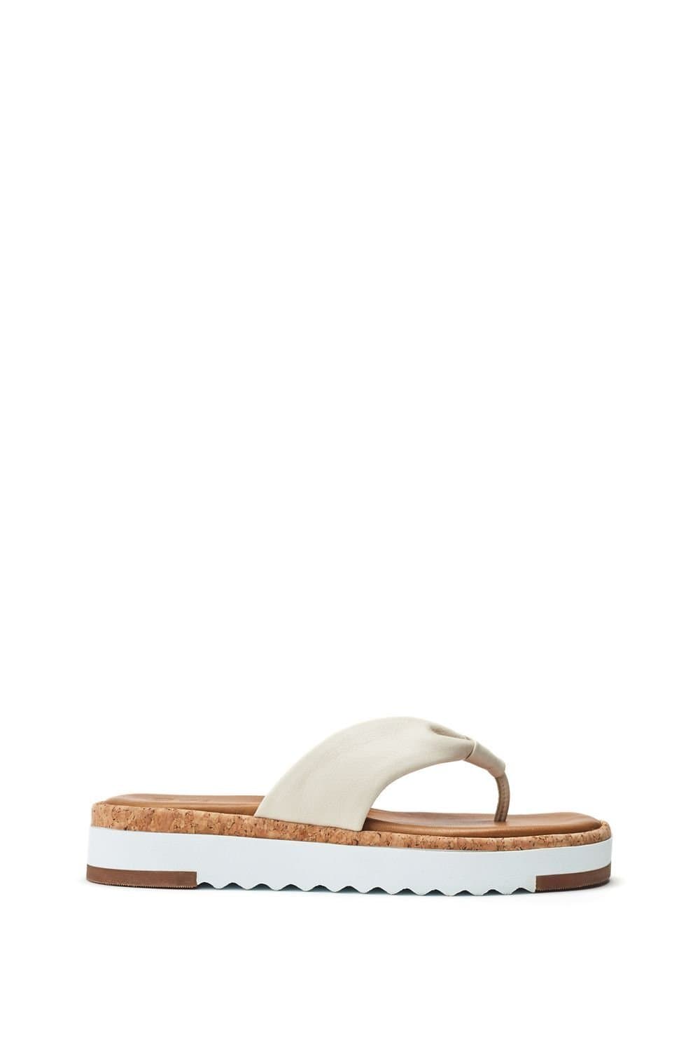 Moda In Pelle Moda In Pelle Women's 'Kadence' Leather Sandals in Off-White