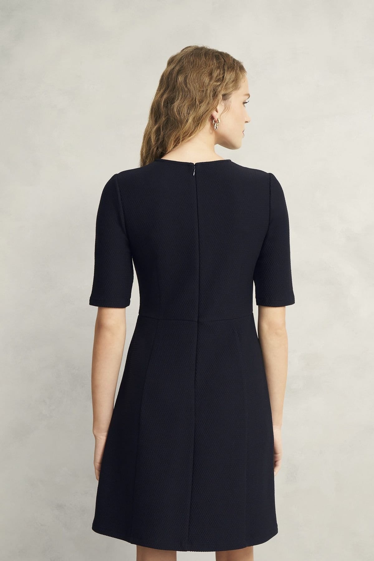 Hobbs London Hobbs London Women's Adelaide Short Sleeve Ponte Mini Dress in Dark Navy - 4