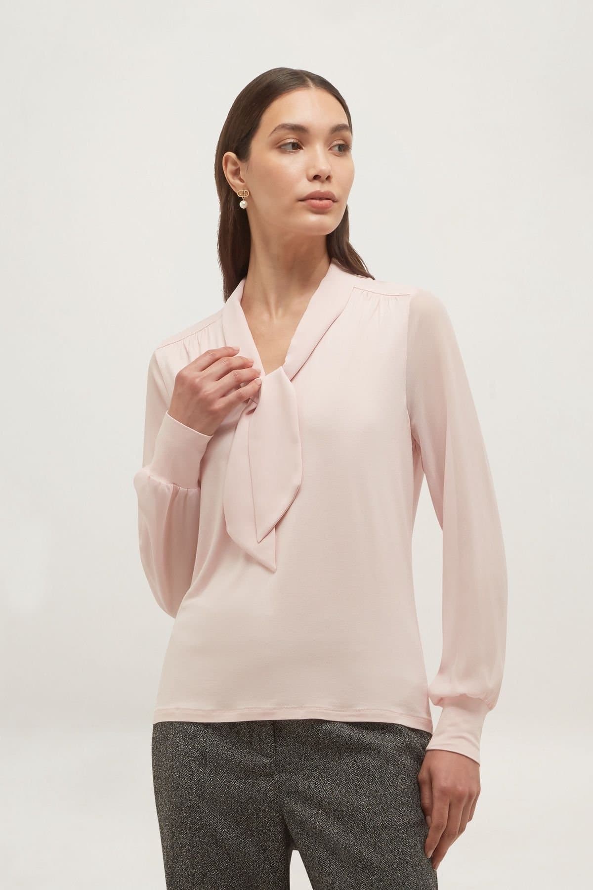 Hobbs London Hobbs London Women's Tarini Tie Neck Top in Pale Pink