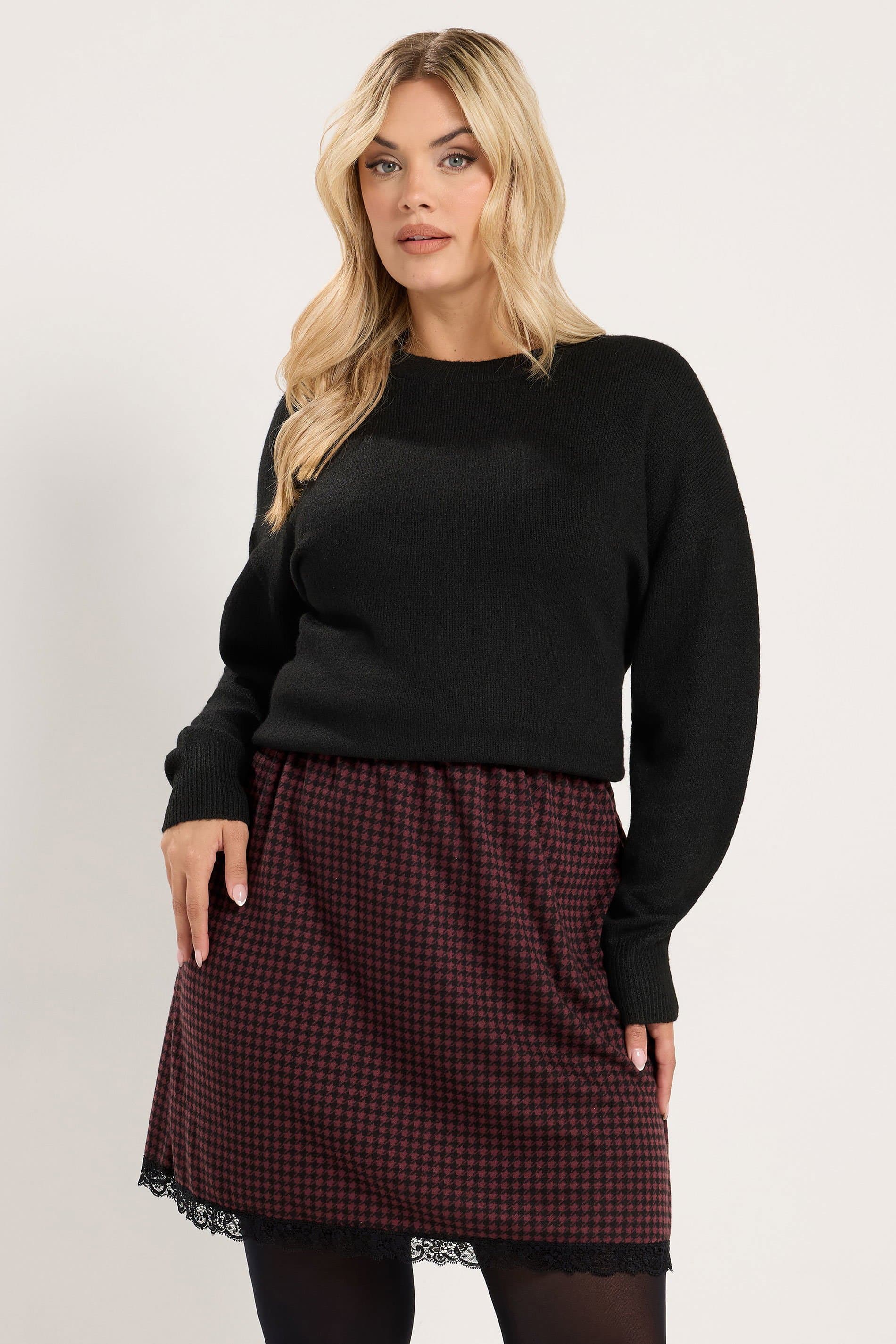 Yours Plus Size Red Dogtooth Aline Skirt