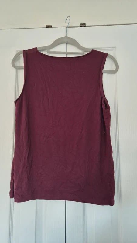 New Look New Look size 12 sleeveless burgundy top