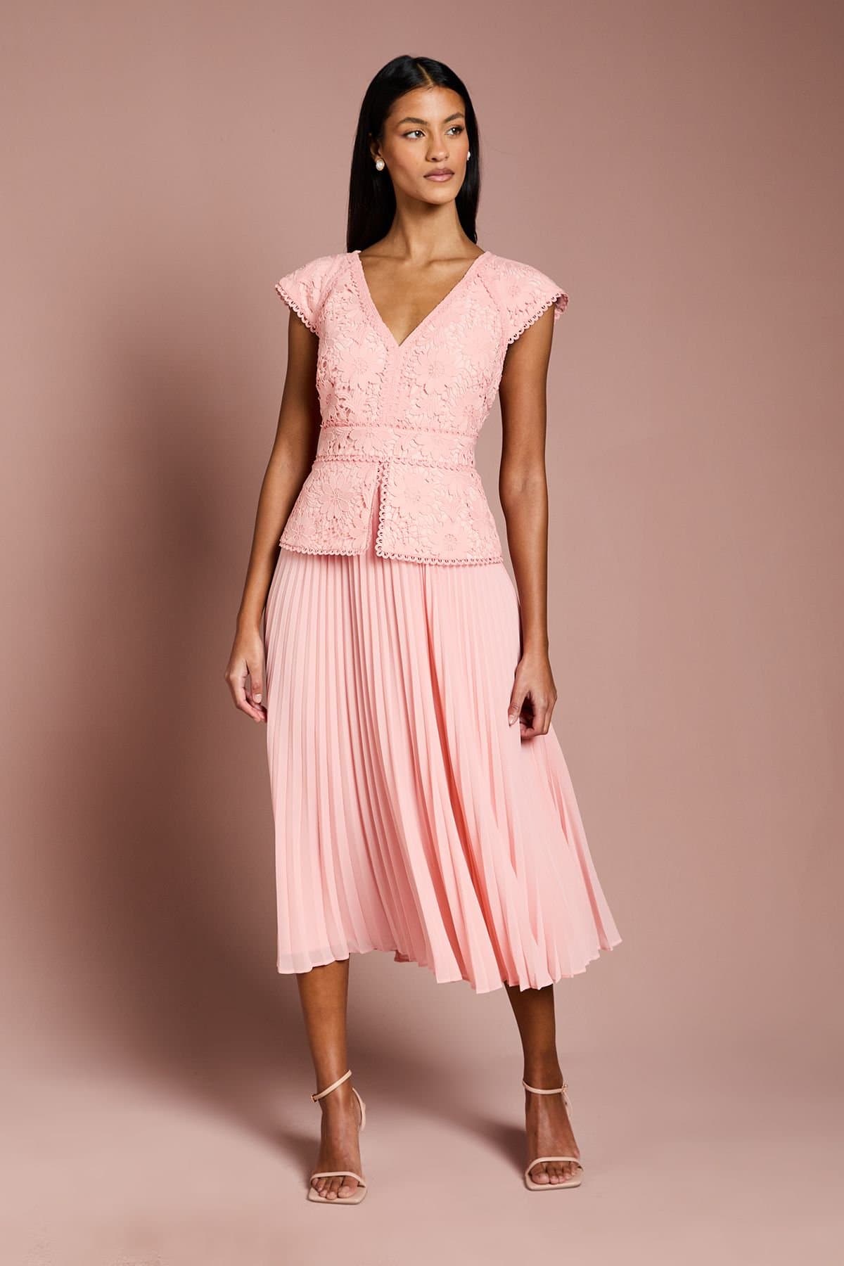 Coast Coast Women's Petite V Neck Lace Bodice Peplum Midi Dress in Blush