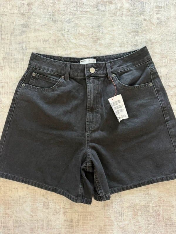 ASOS ASOS Design Black Dad Denim Shorts Size 12 – Brand New with Tags